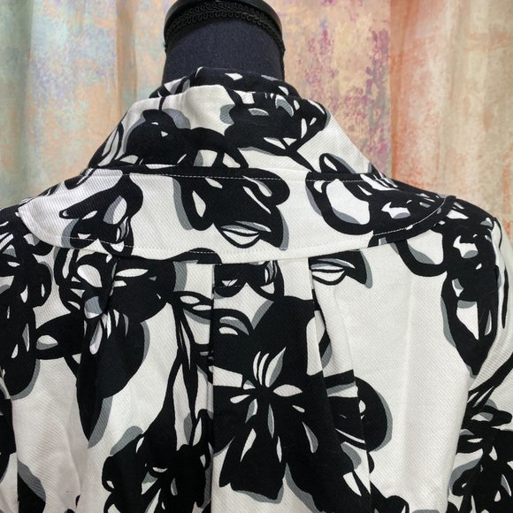 📌Casual Studio  Black and White Cotton Blazer - Jacket with Floral Print - Picture 7 of 16